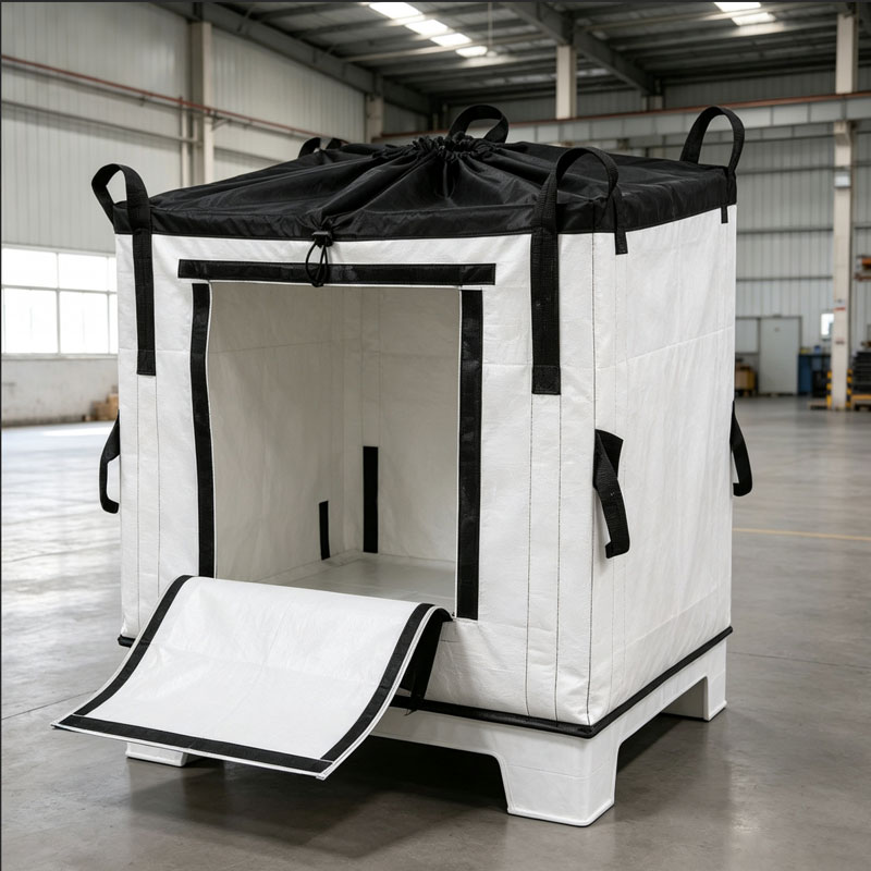 Side-opening self-standing transfer container solution